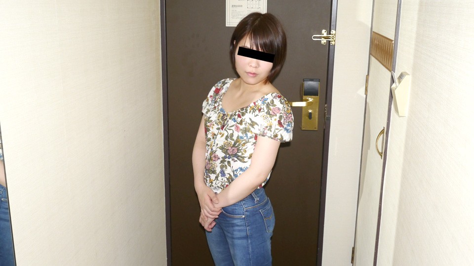 10mu-10mu-01 緊張気味の素人娘を優しく調教しちゃいます